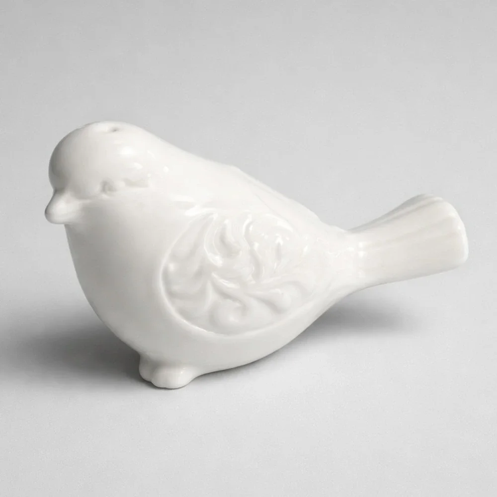 Pier 1‎ Bird Salt and Pepper Shakers OS White Excellent Ceramic Embossed